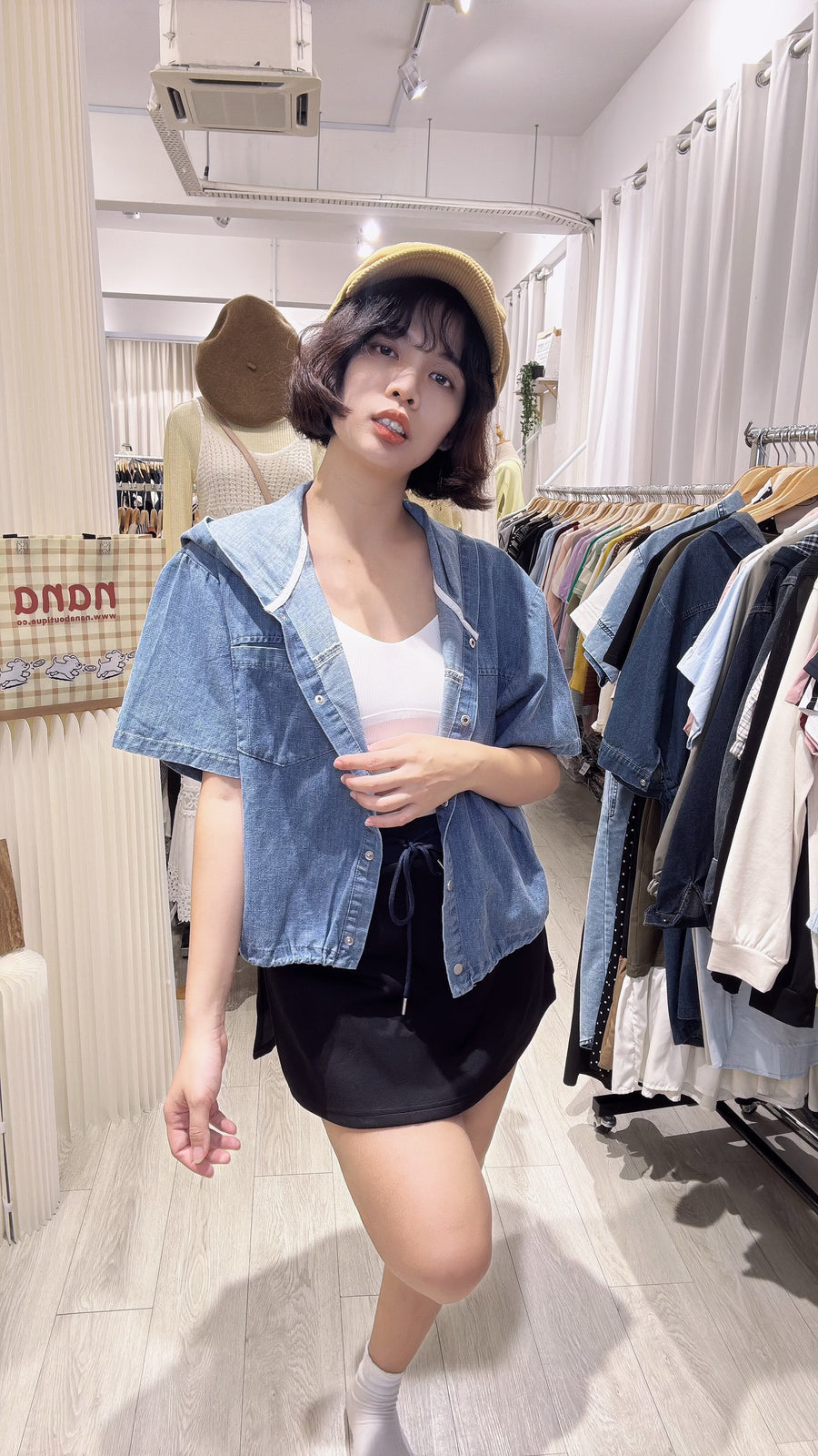 休闲软牛仔钉钮连帽上衣