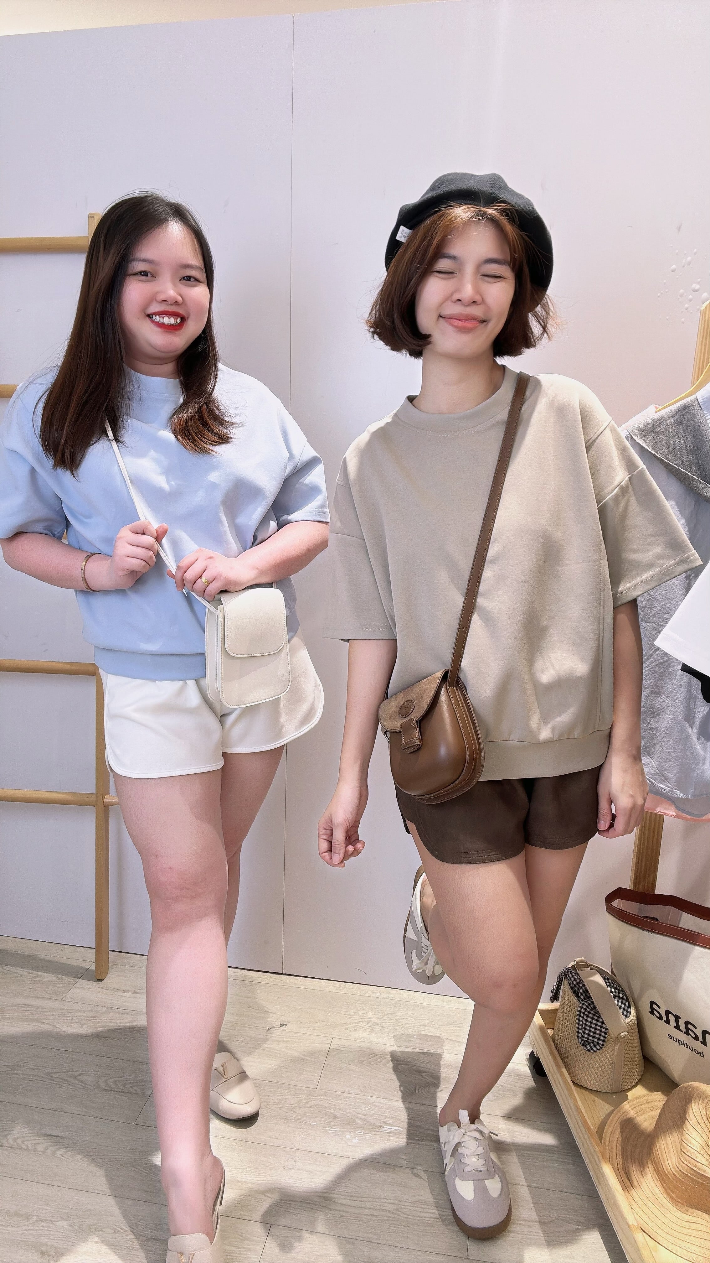 优质棉圆领单色上衣