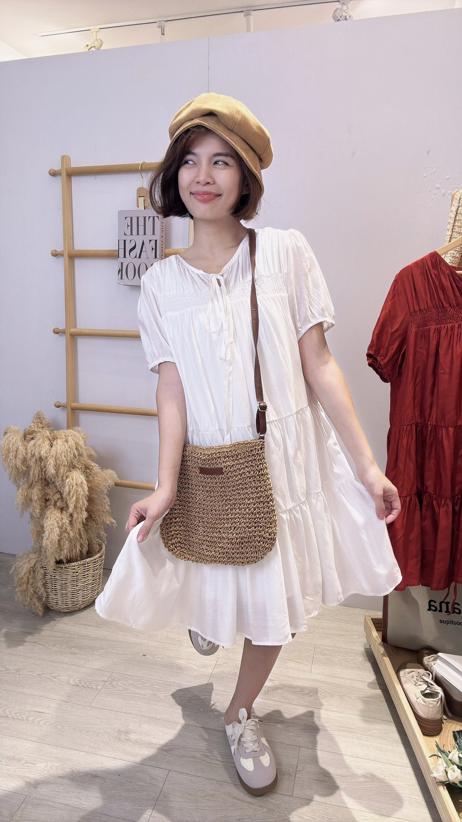 独家雪纺泡泡袖连身裙