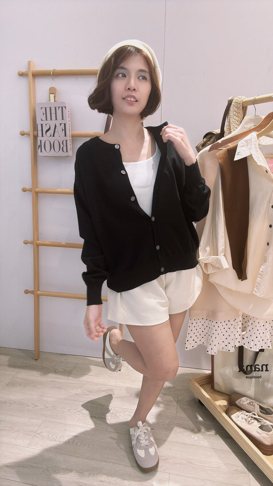 软针织单色外套