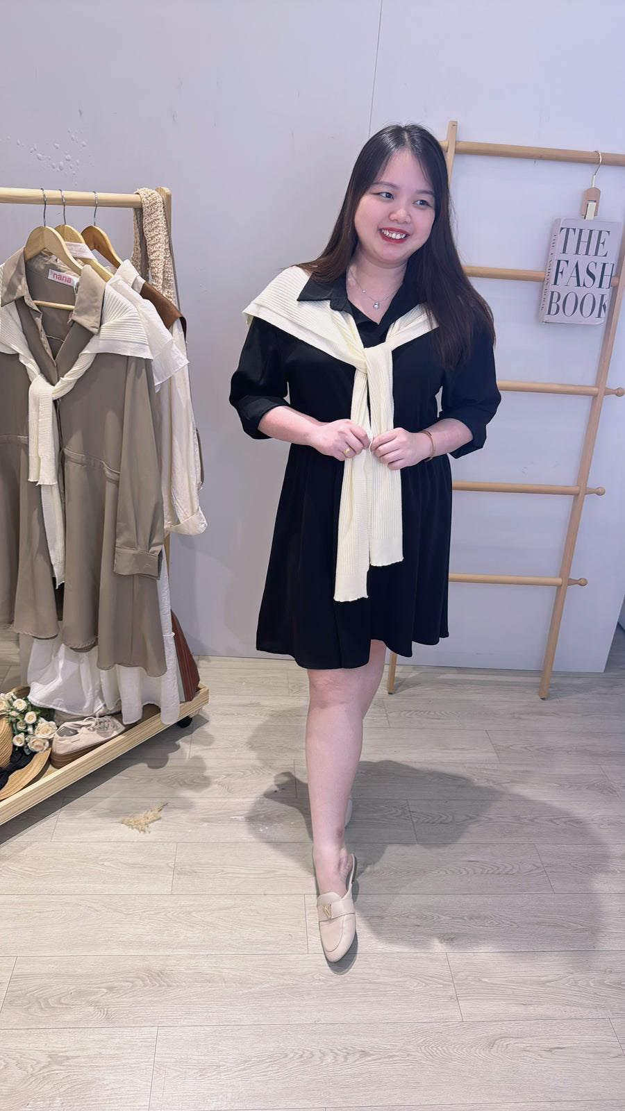 雪纺收腰配披肩连身裙