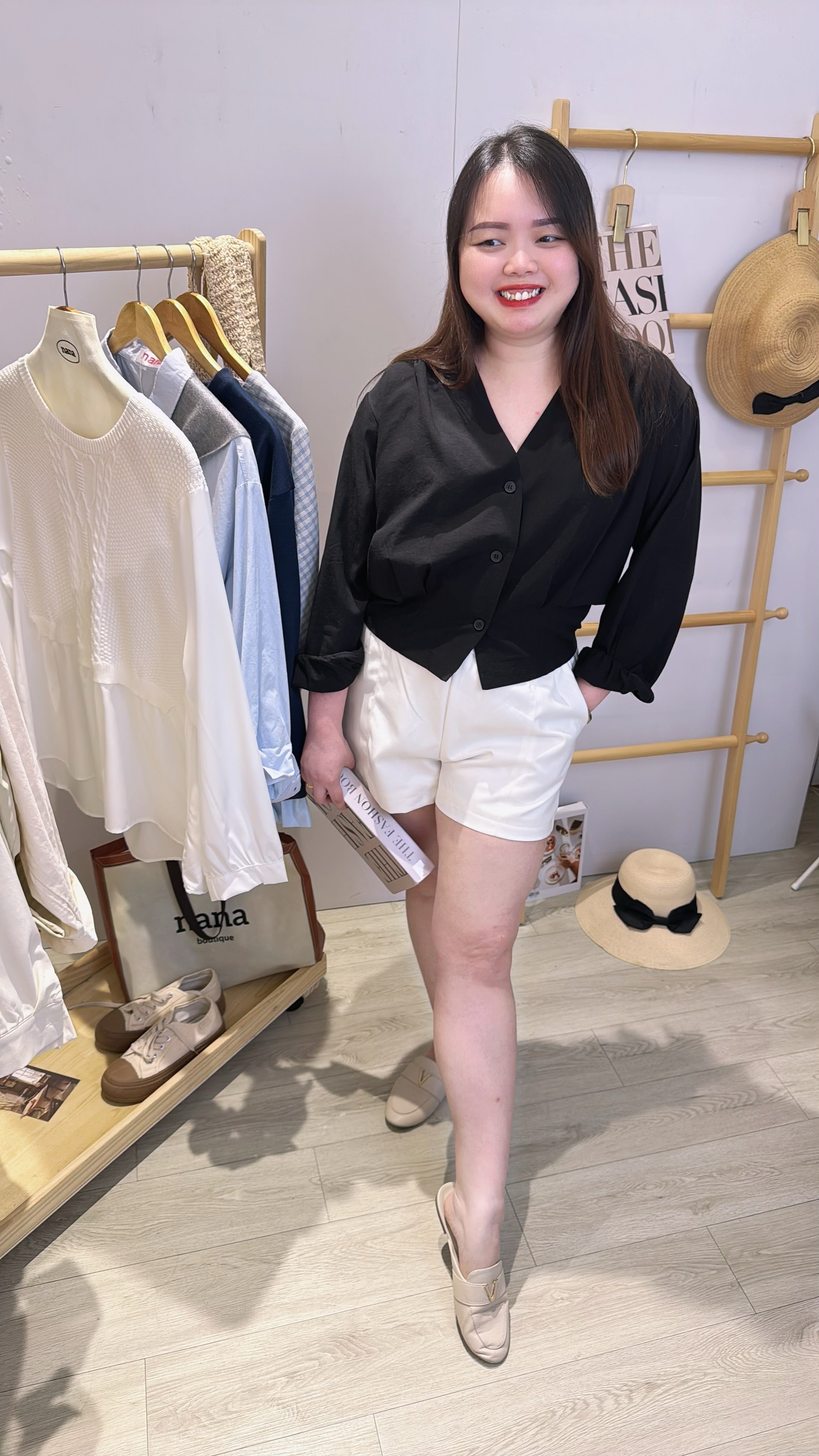 棉麻V领好搭配衬衫