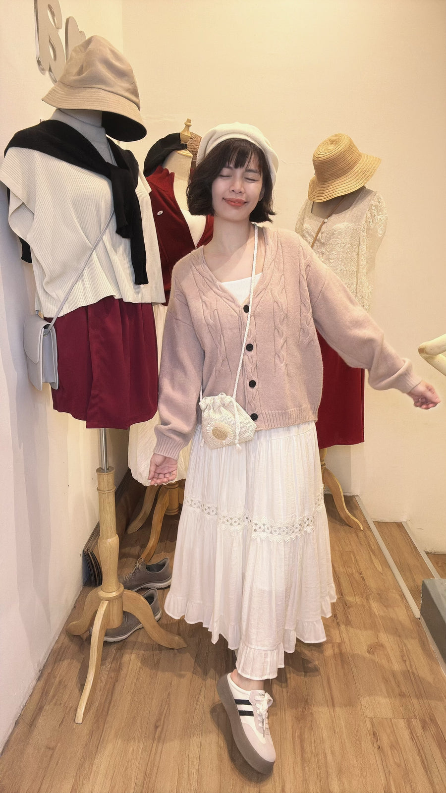 甜美编织软针织小厚外套