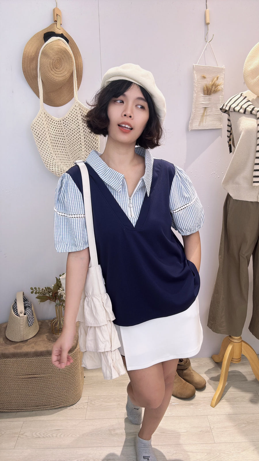 独家滑滑复古假两件格纹并接上衣