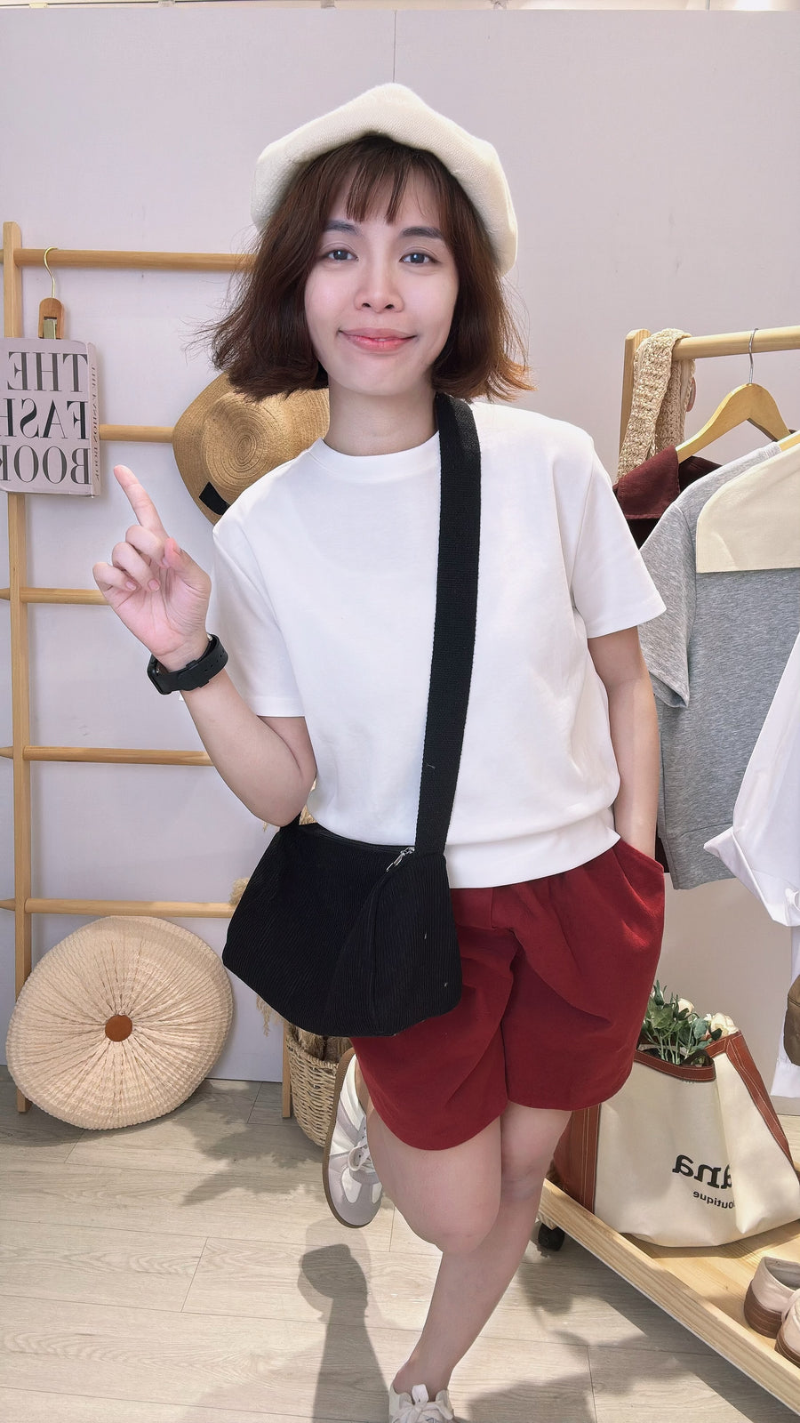 独家爆款简约棉质收腰上衣