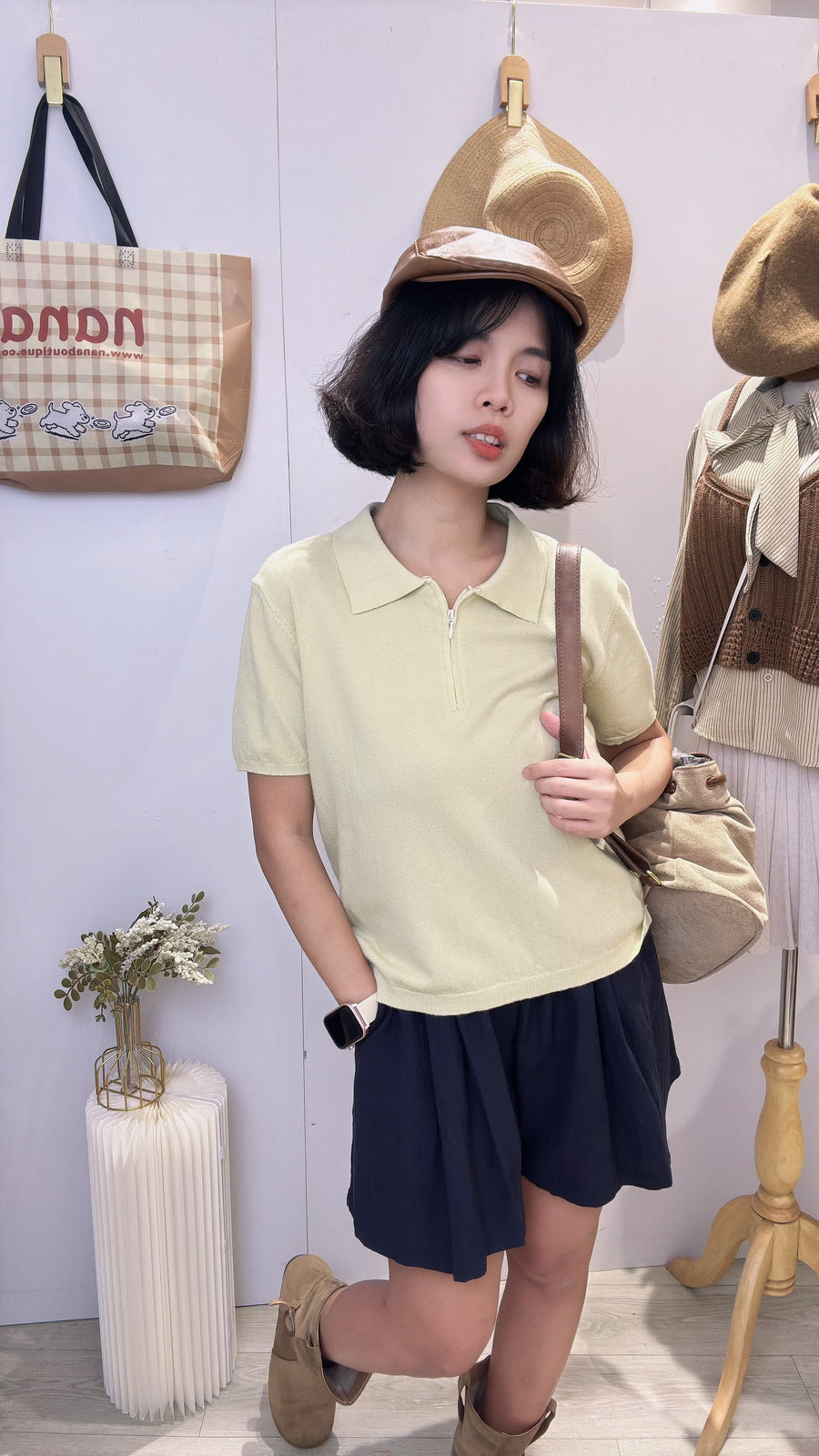 软针织Polo领拉链上衣