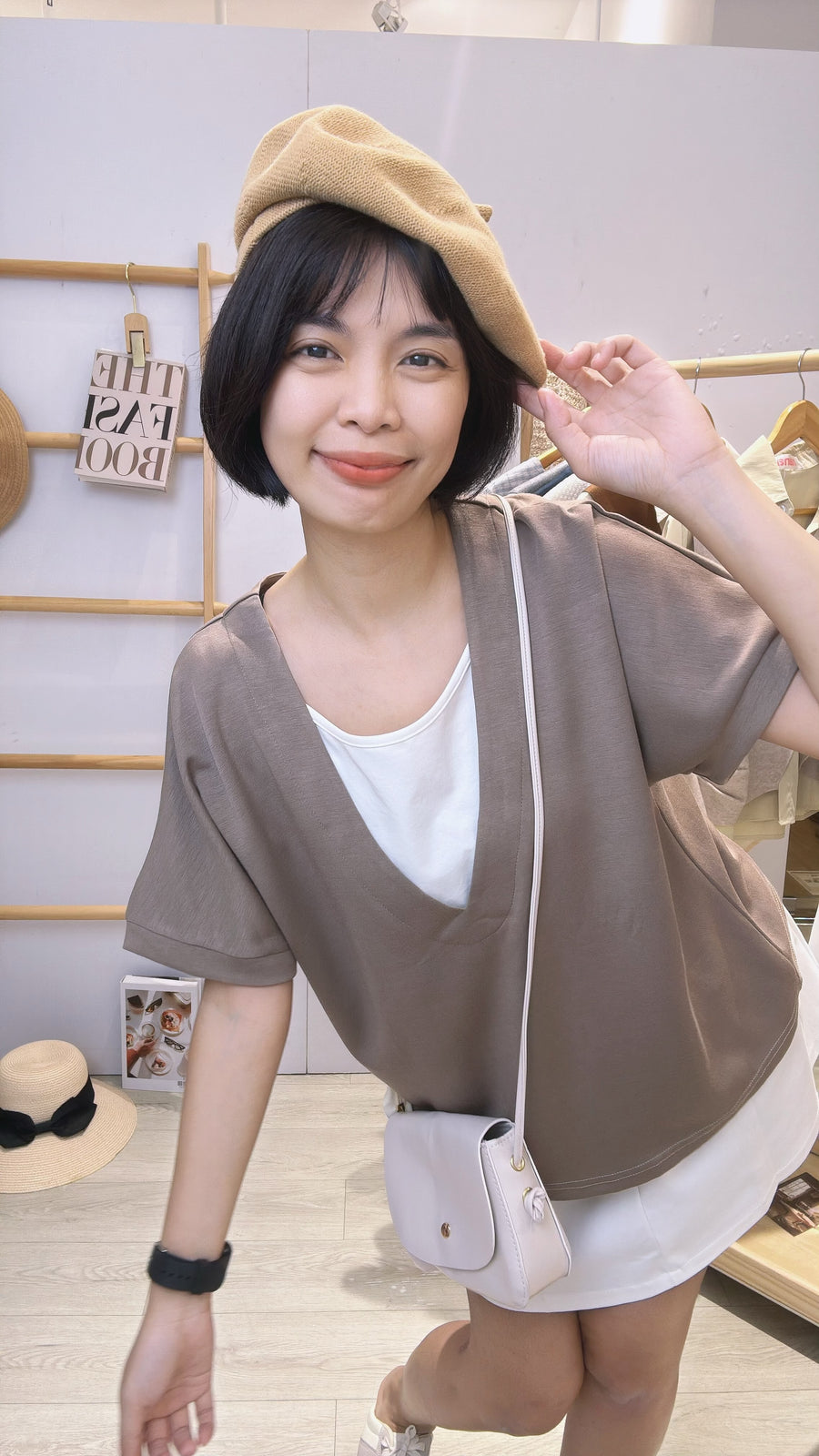 V领太空棉好穿假两件上衣