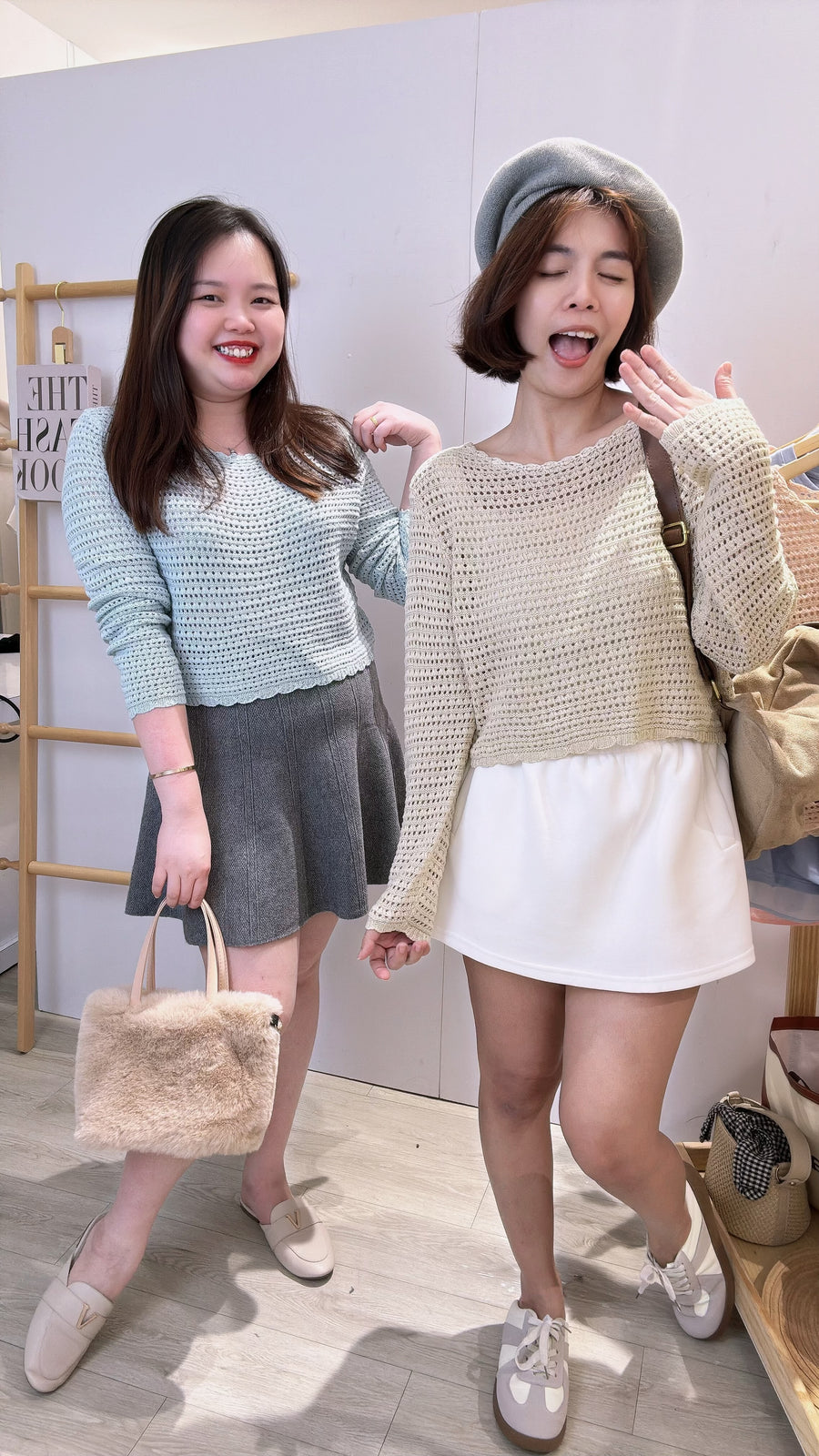 镂空针织弹力甜美短上衣