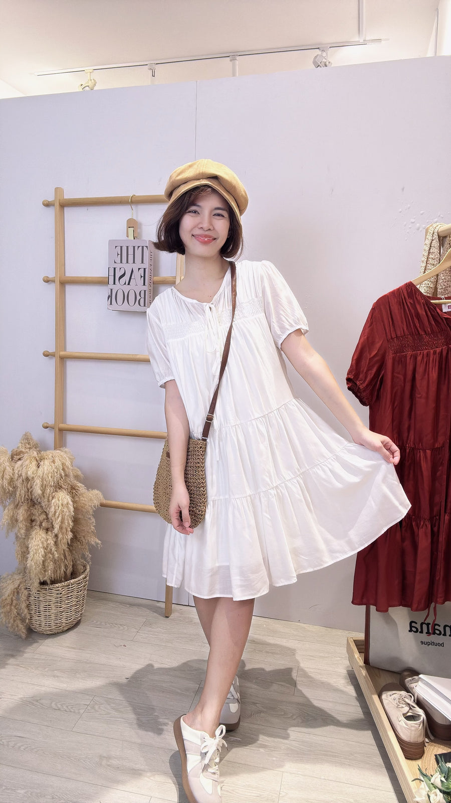 独家雪纺泡泡袖连身裙