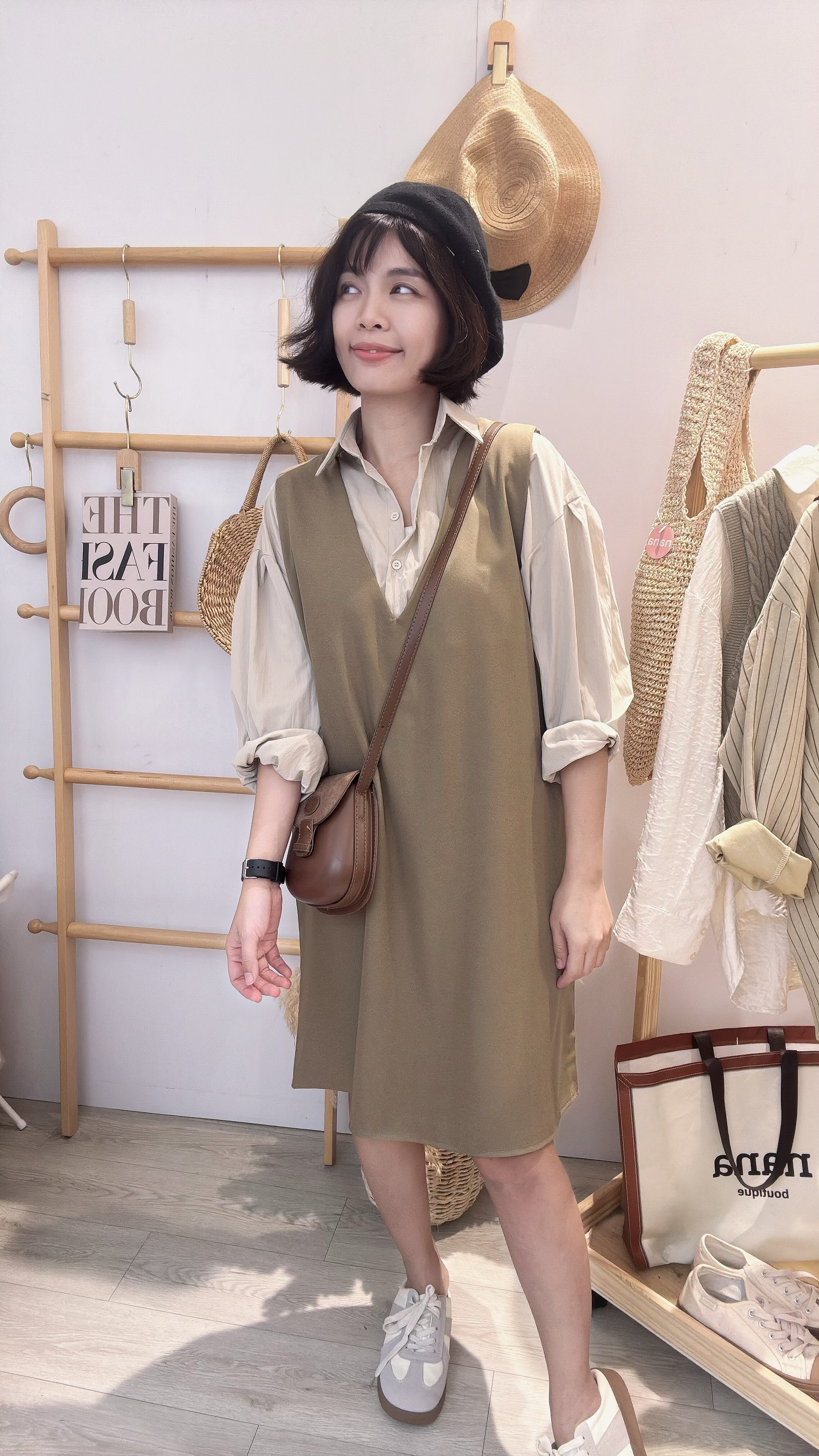 西装并接Polyester两件式短套裙