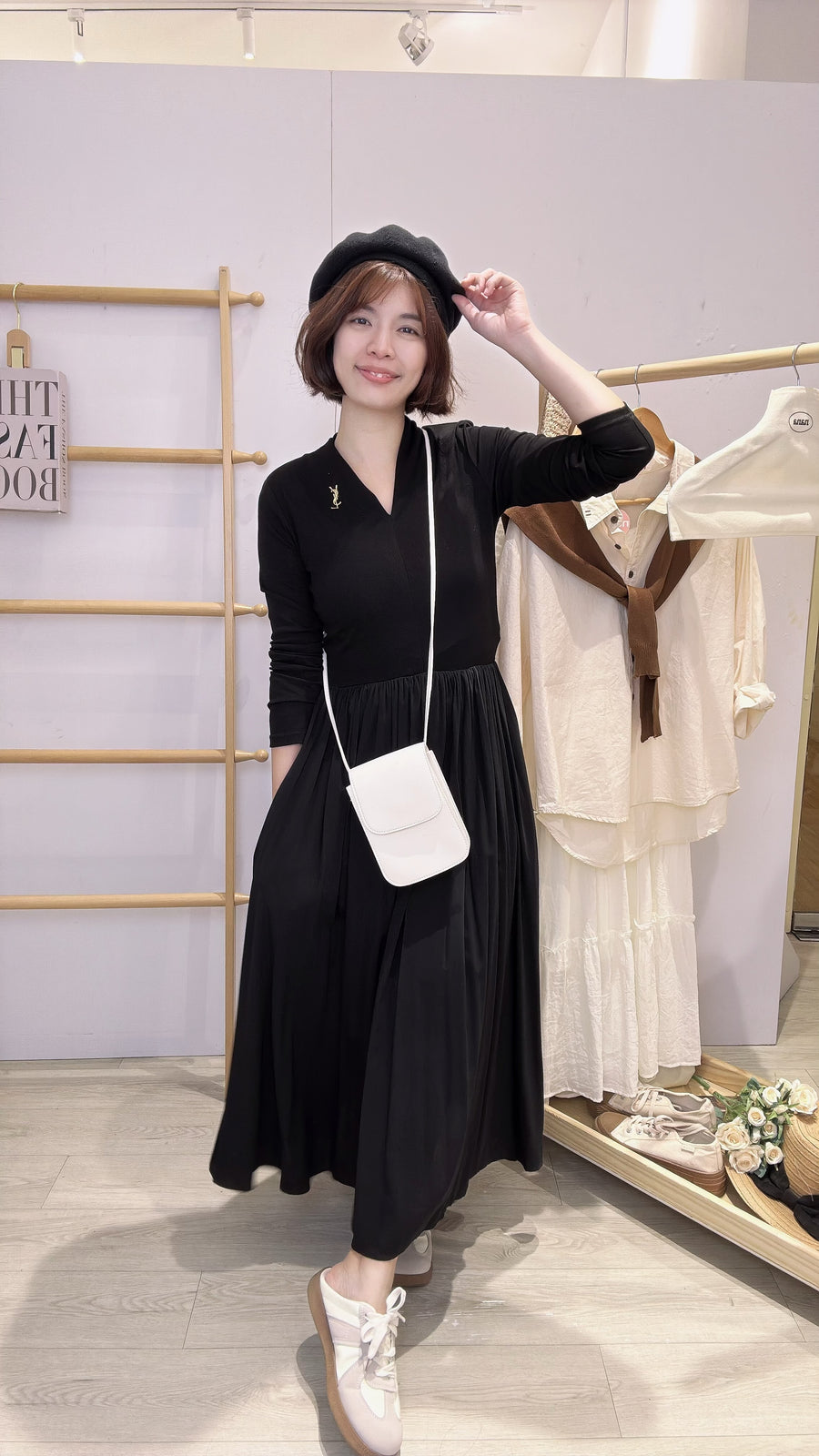 棉质垫肩长袖连身裙