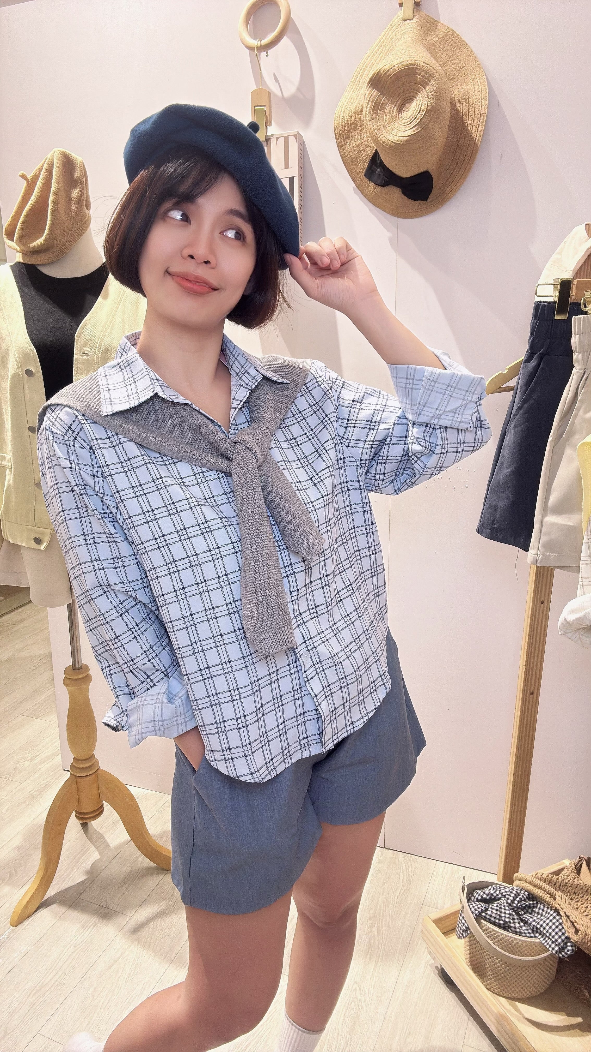 好看🤍披肩舒服格子上衣✨