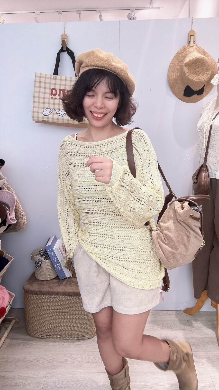 甜美宽松好穿软软镂空上衣