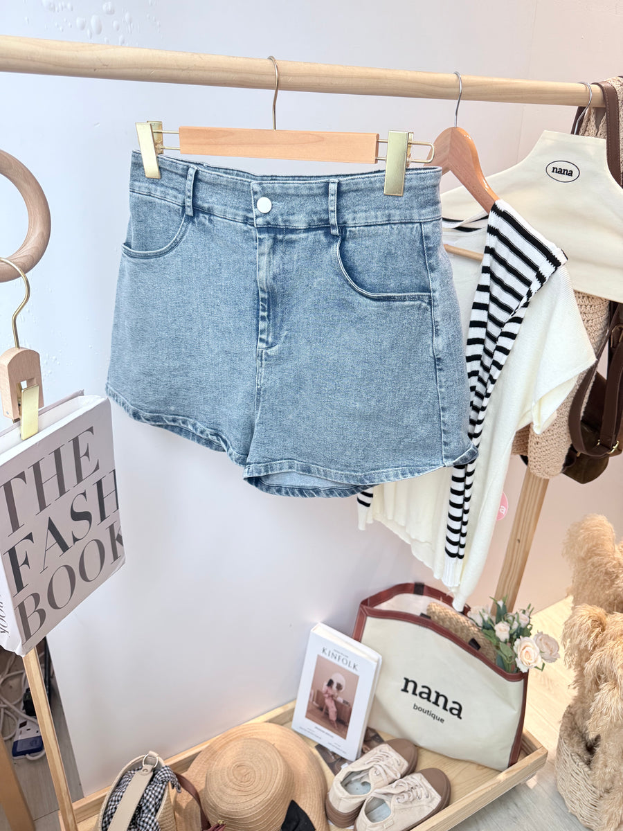 弹力牛仔高腰短裤