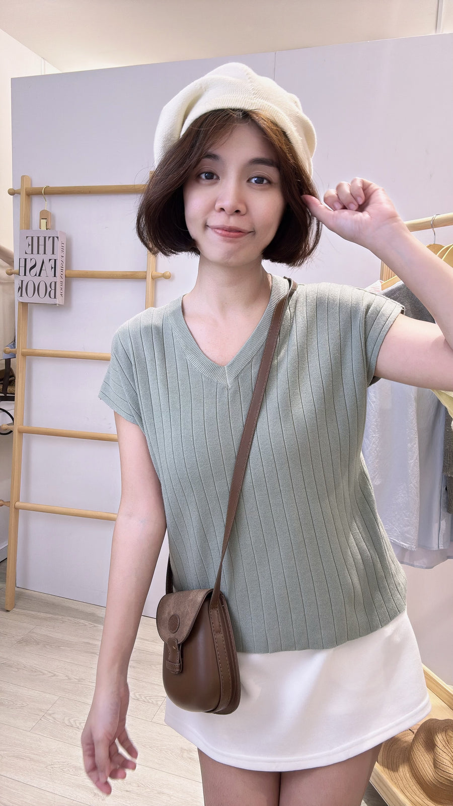 V领直条纹出袖针织上衣