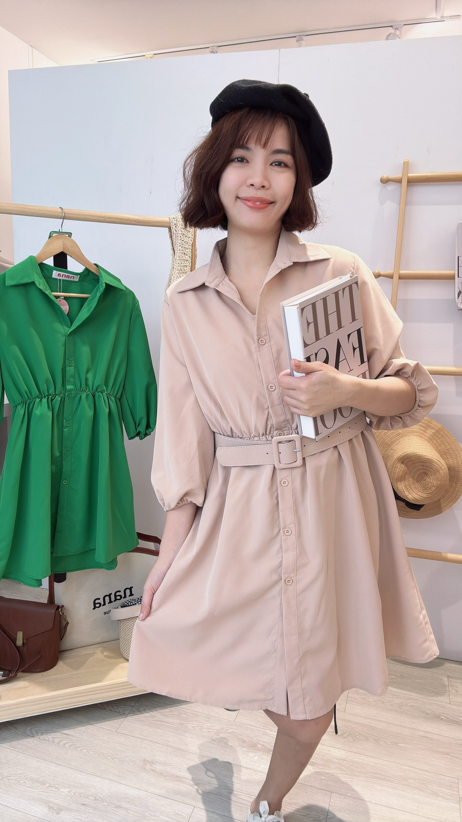 雪纺泡泡收腰袖连身裙