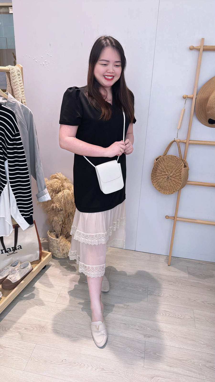 公主袖蕾丝长连身裙