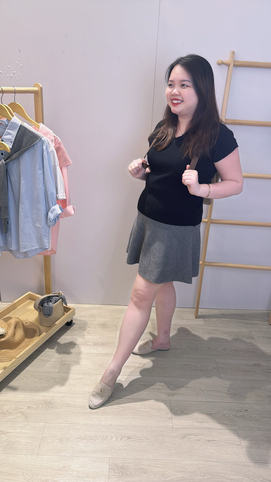 V领直条纹出袖针织上衣