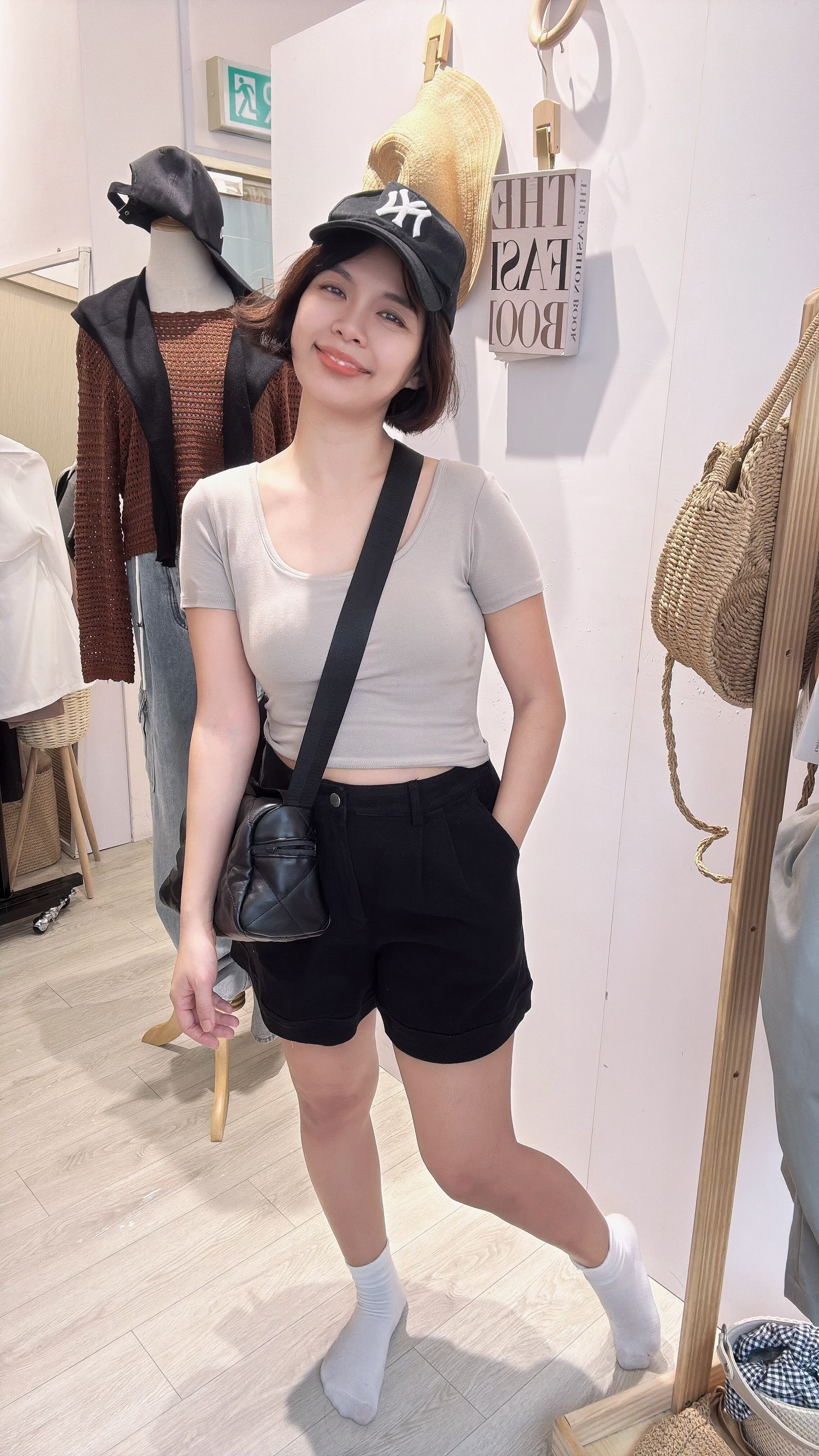 软牛仔高腰短裤