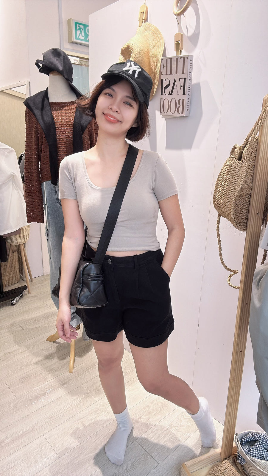 软牛仔高腰短裤