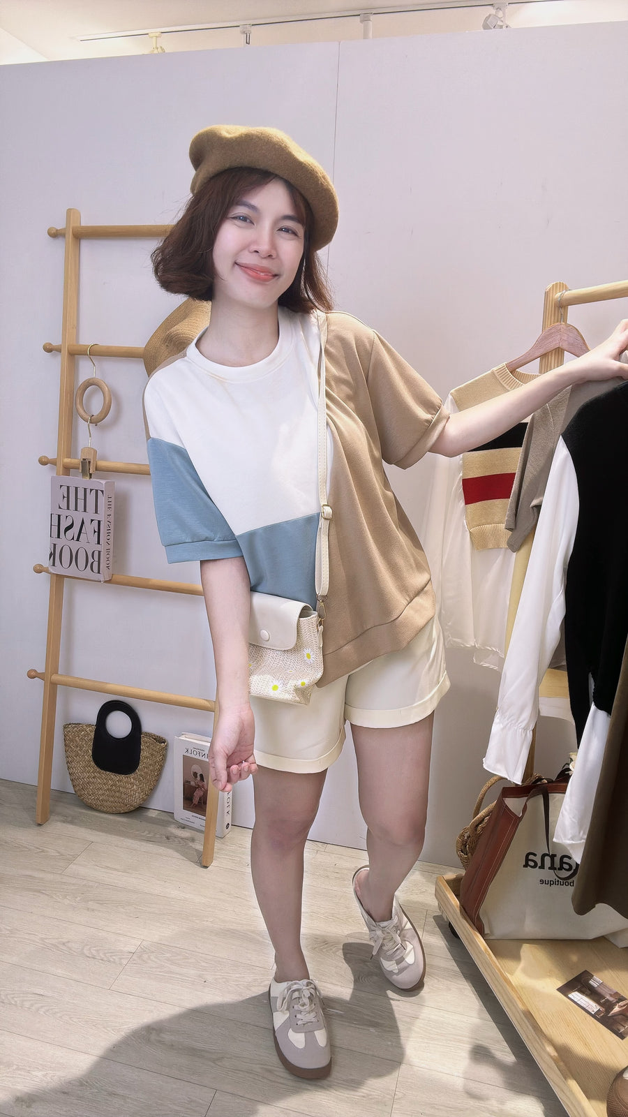 撞色太空棉上衣