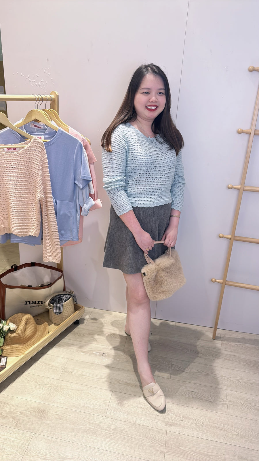 镂空针织弹力甜美短上衣