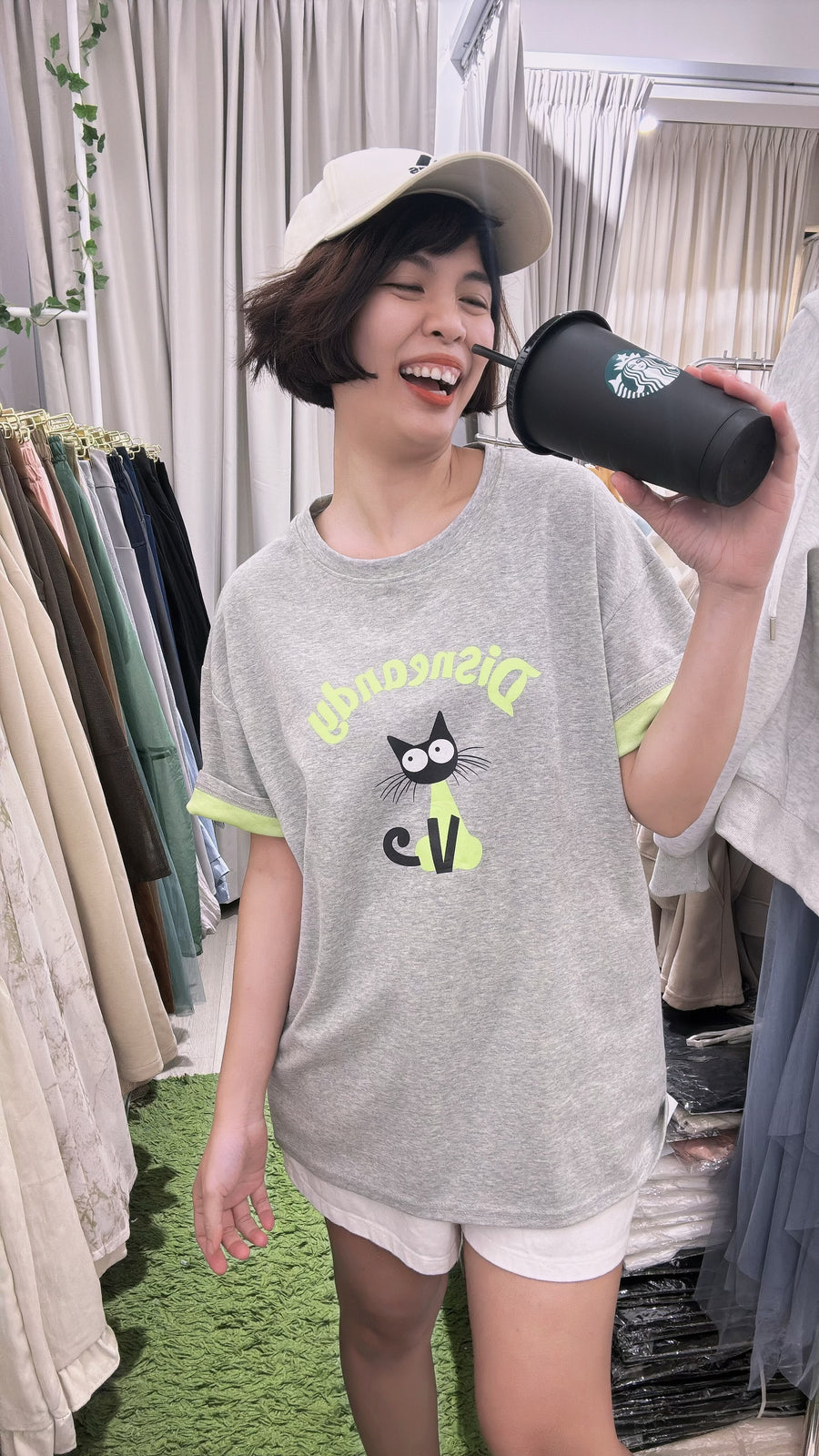 滑滑棉质可爱猫咪图案半长T-shirt