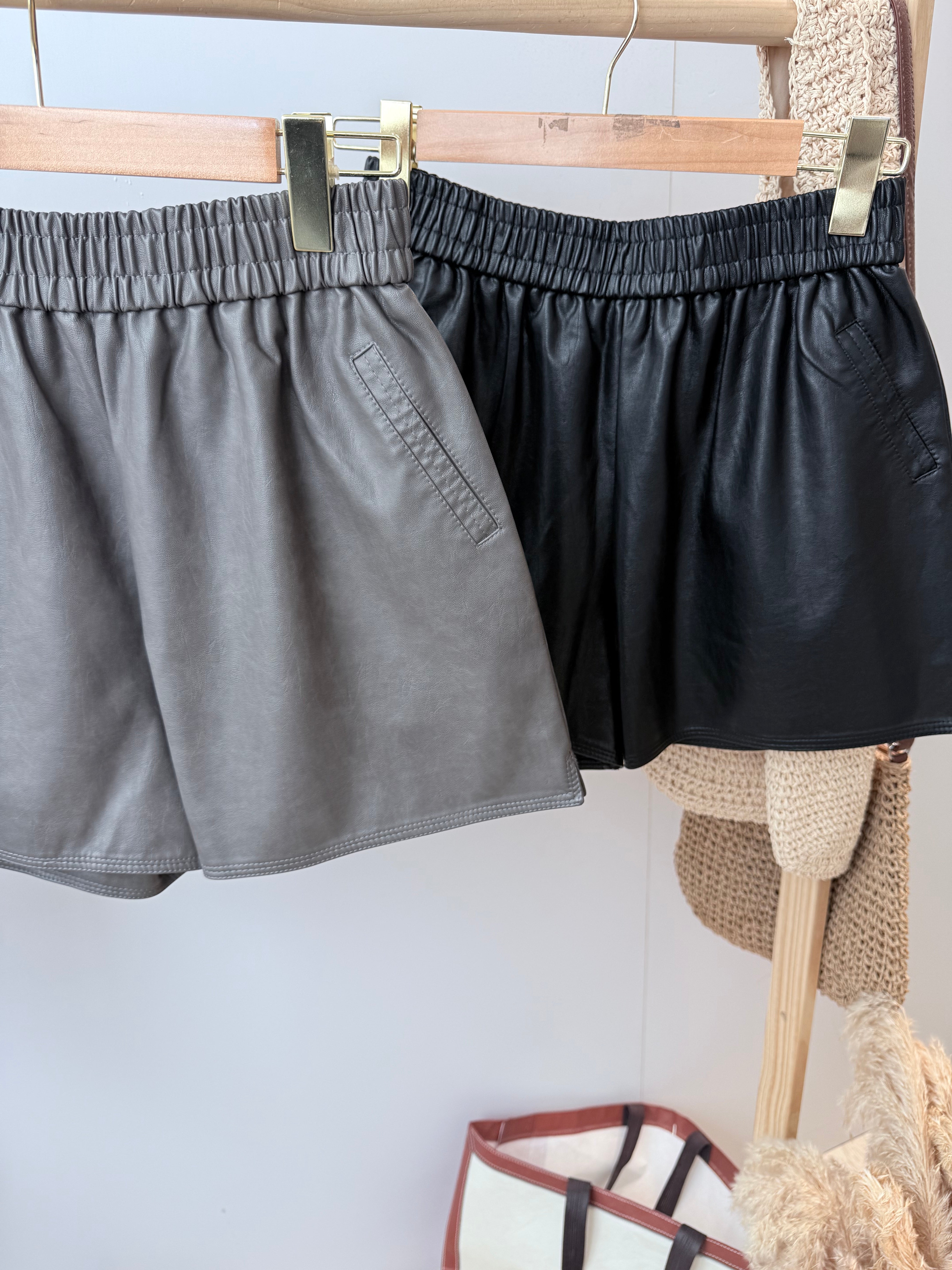 优质软皮革好穿短裤