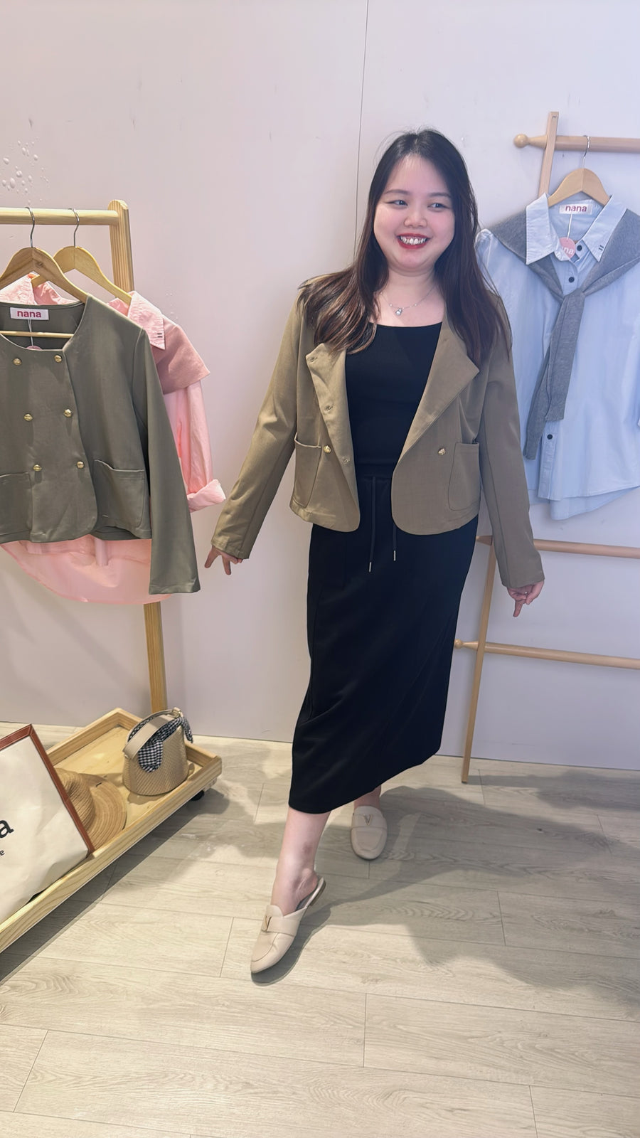 西装短版长袖外套