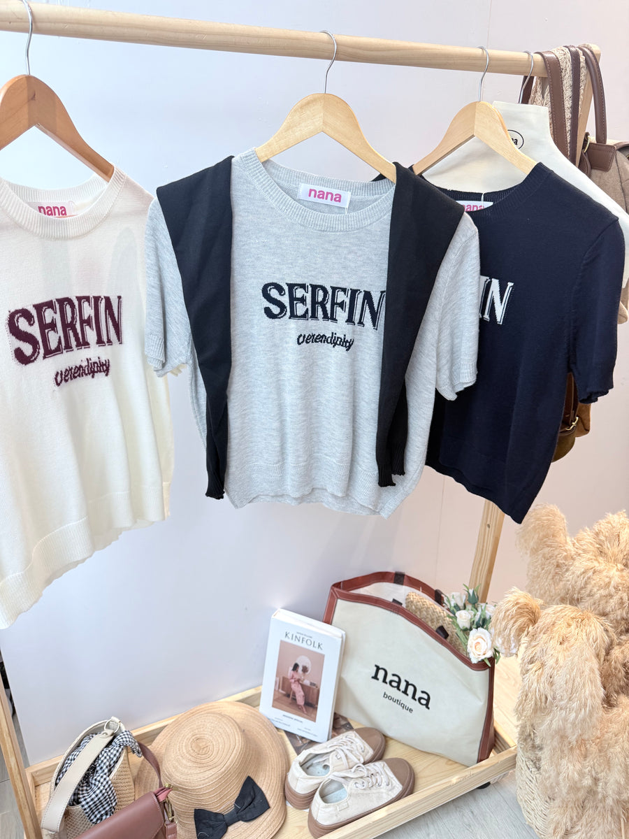 字母薄款好穿滑针织短上衣