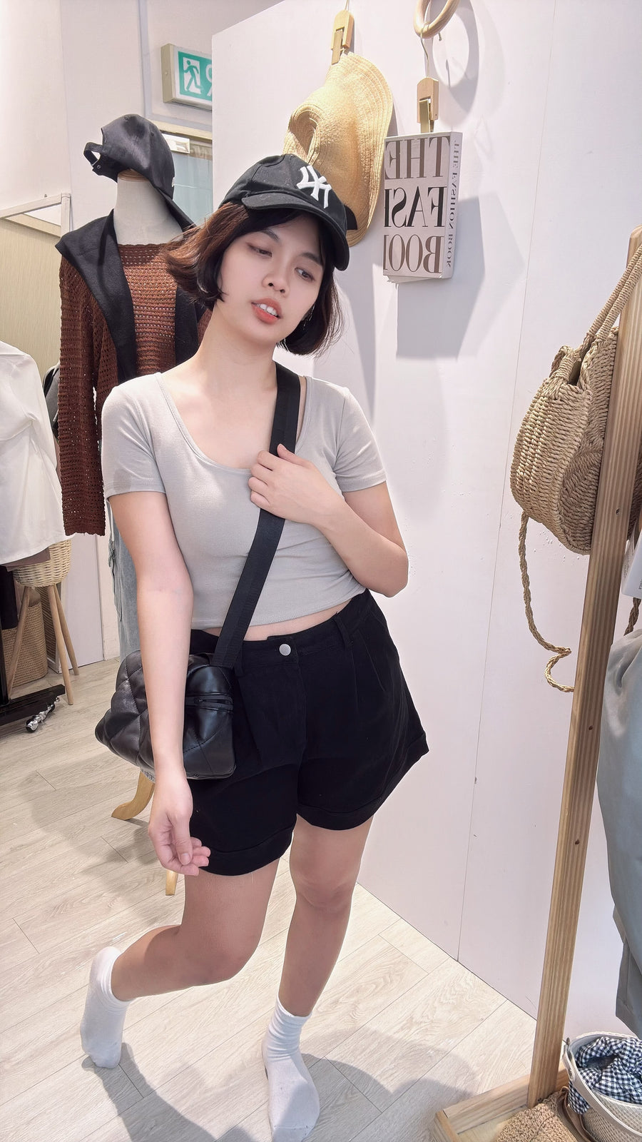 软牛仔高腰短裤