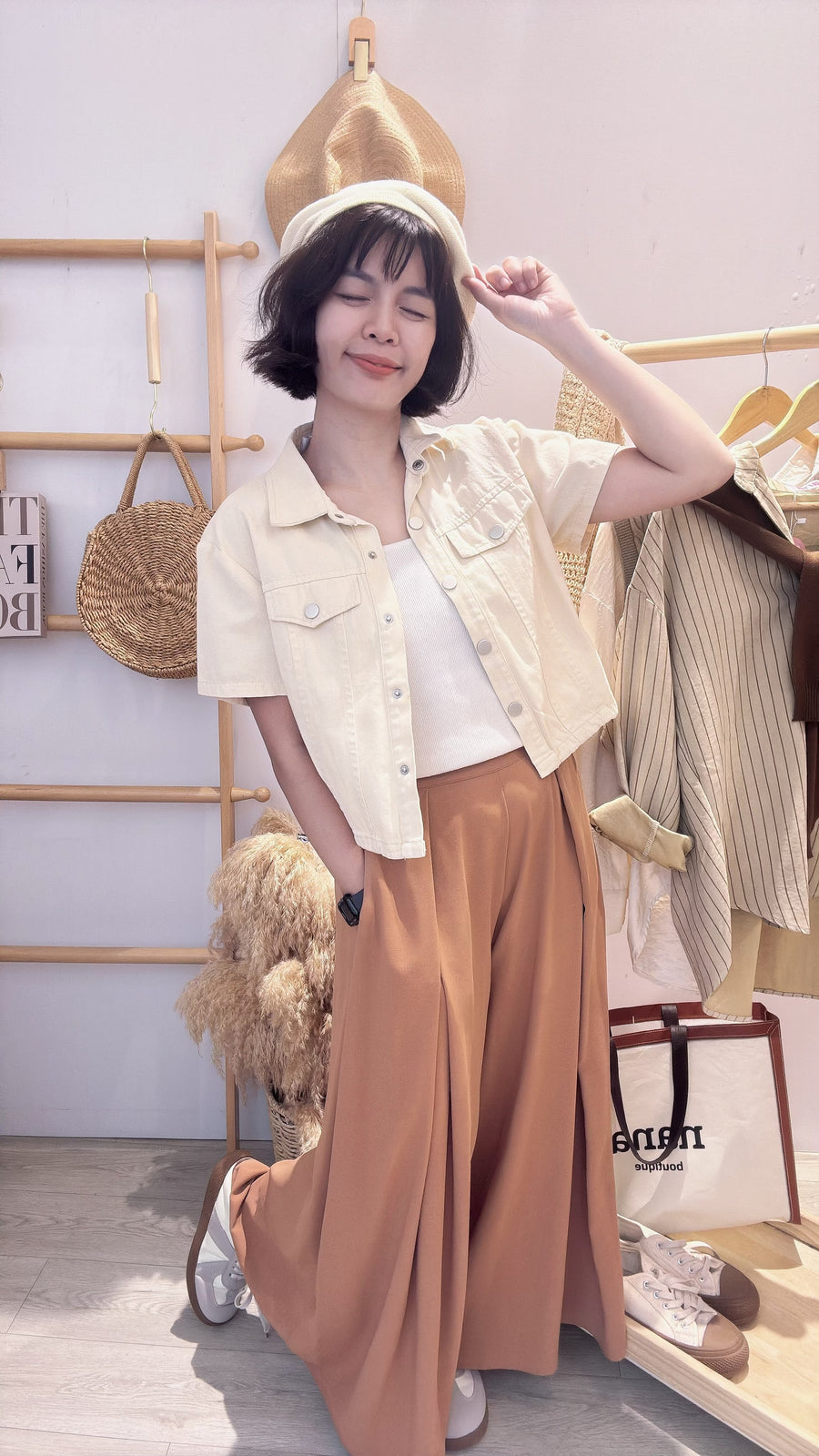 牛仔短版百搭软上衣