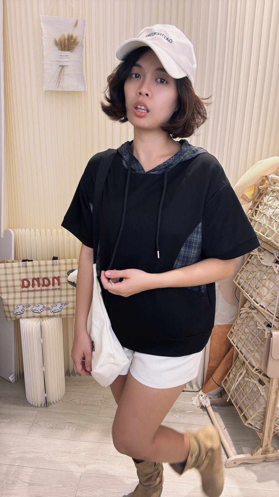 韩版好好看舒服格子连帽纯棉肩上衣