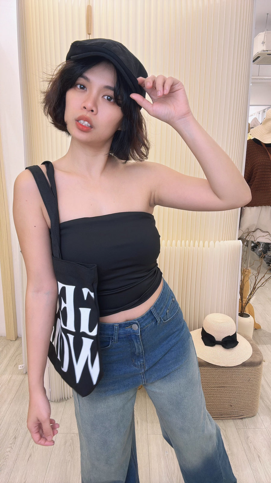 抹胸无肩带内搭