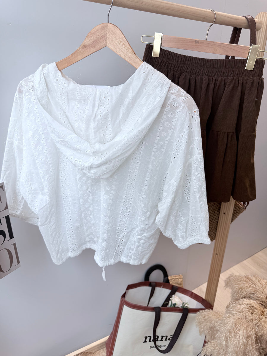 好爱气质白色同花连帽上衣