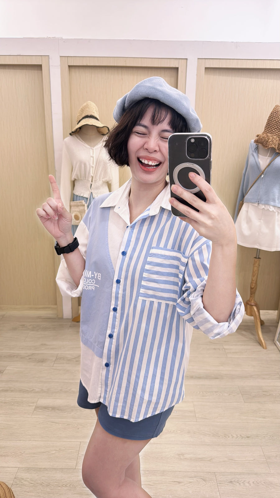 线条宽松并接撞色衬衫