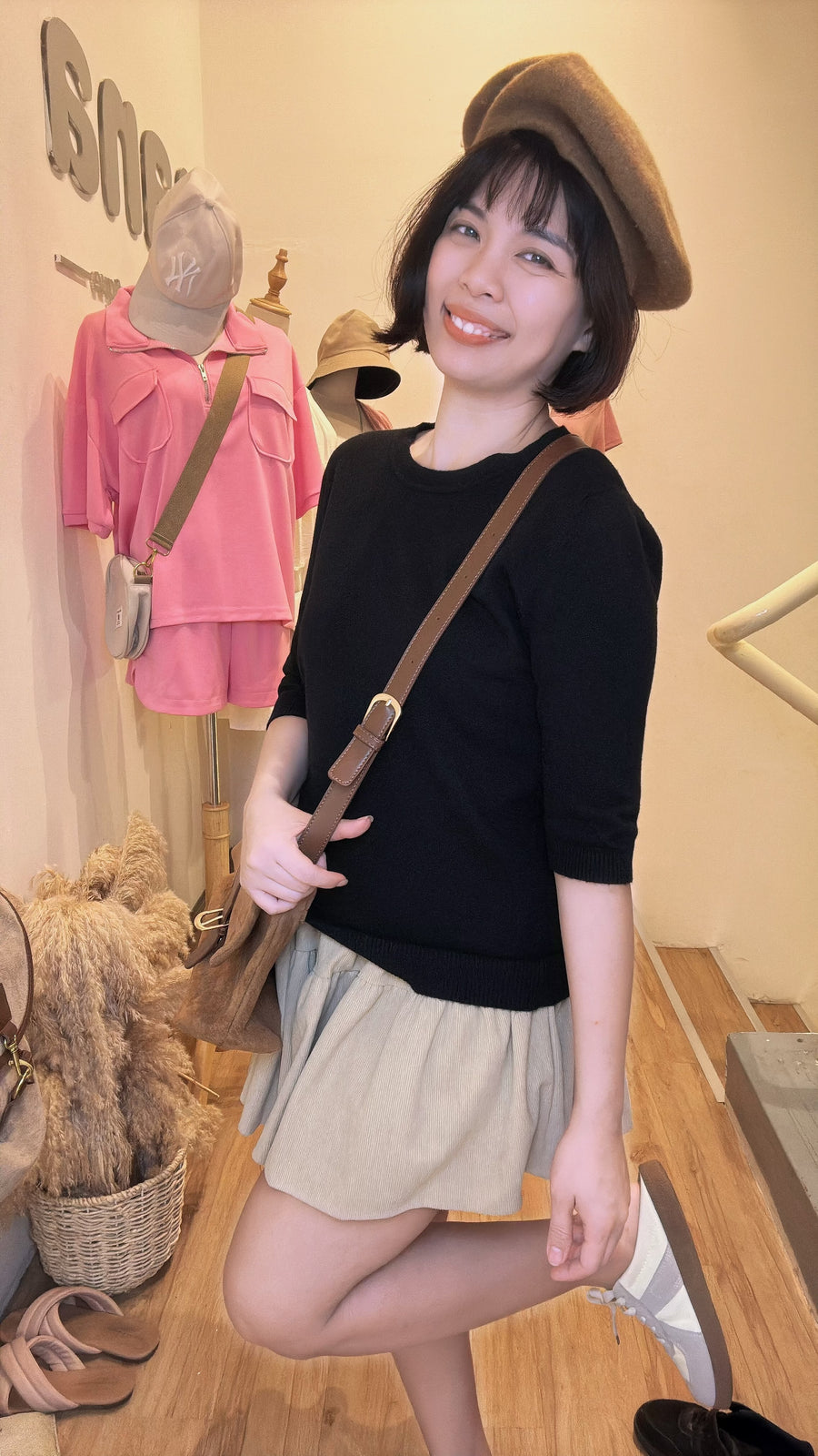 圆领舒服软软针织上衣