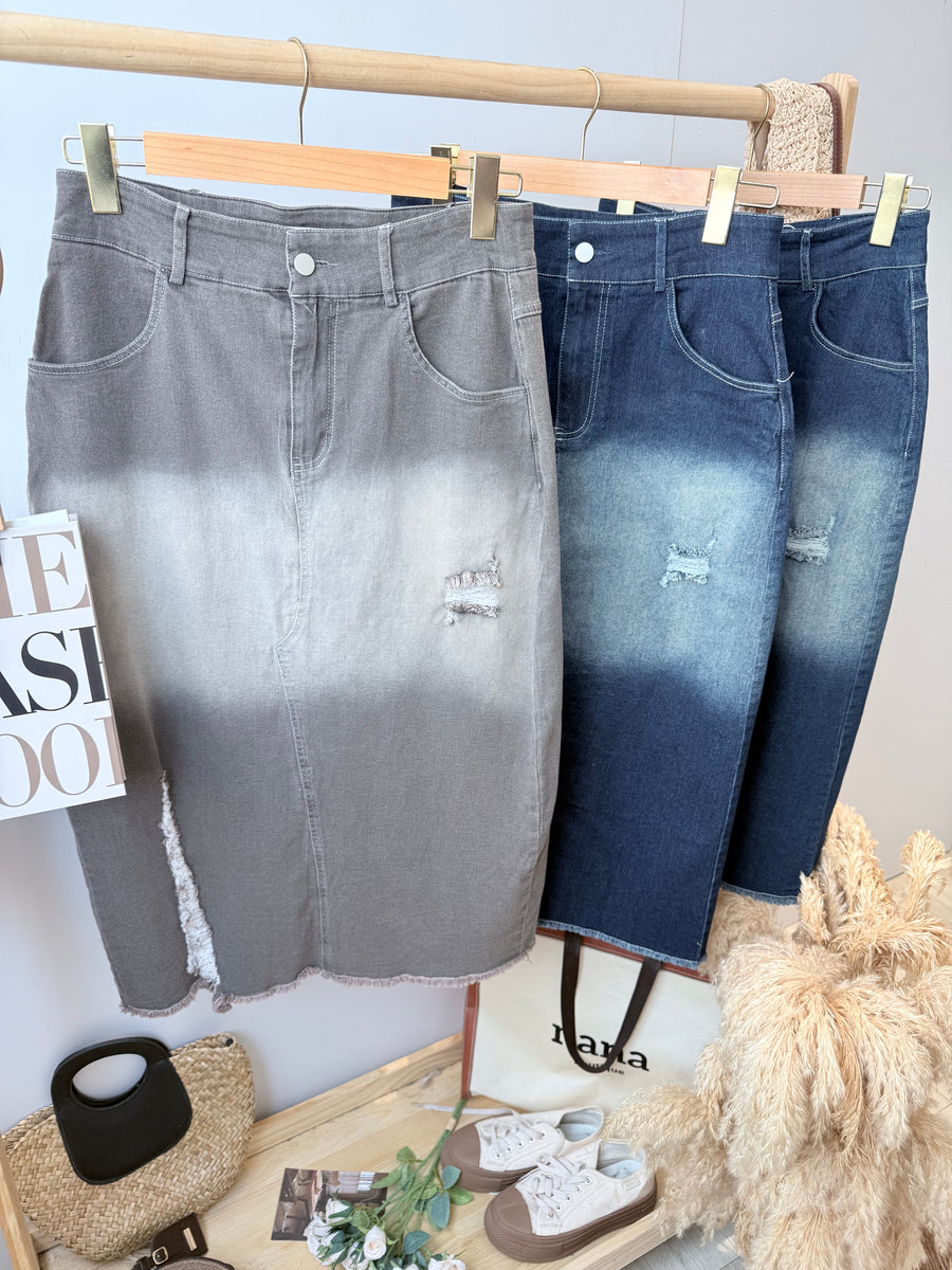 高质量牛仔渐层色后面开叉直身裙