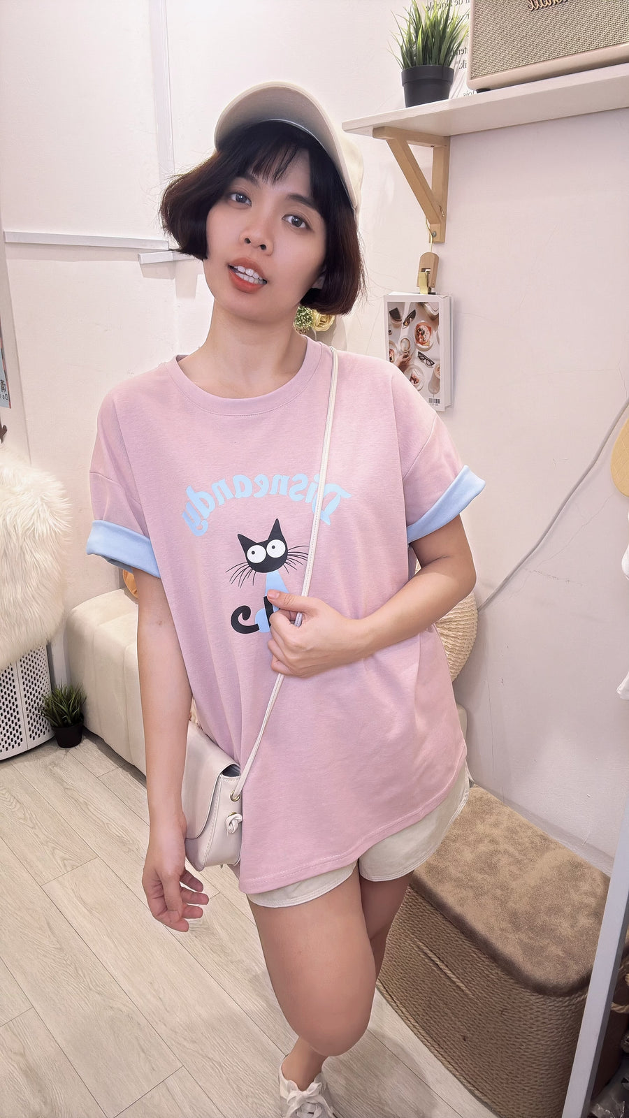 滑滑棉质可爱猫咪图案半长T-shirt