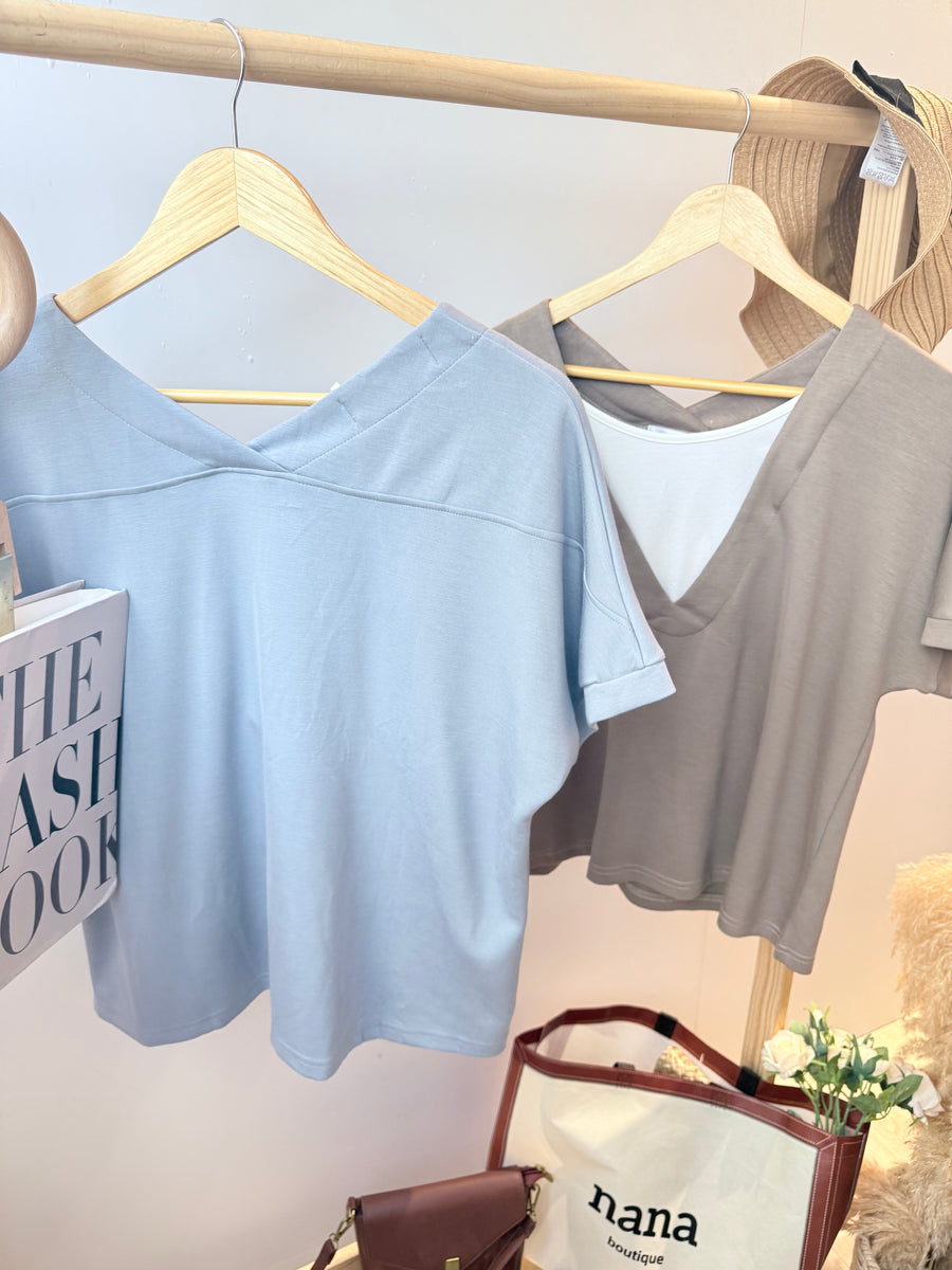 V领太空棉好穿假两件上衣