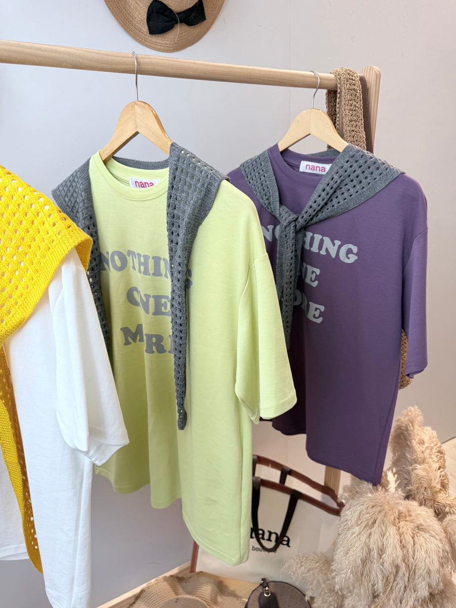 披肩字母Over滑滑棉 T