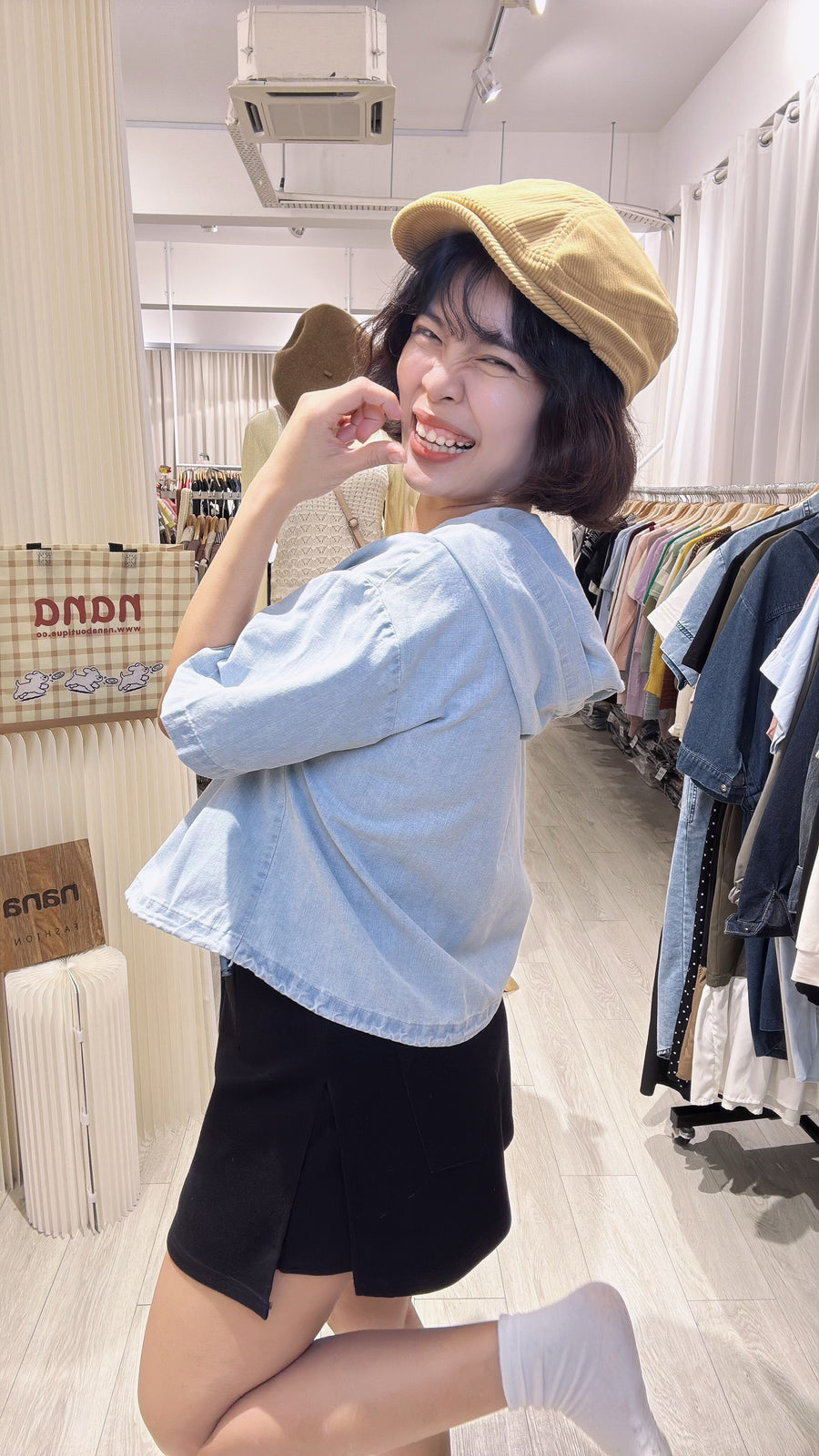 休闲软牛仔钉钮连帽上衣