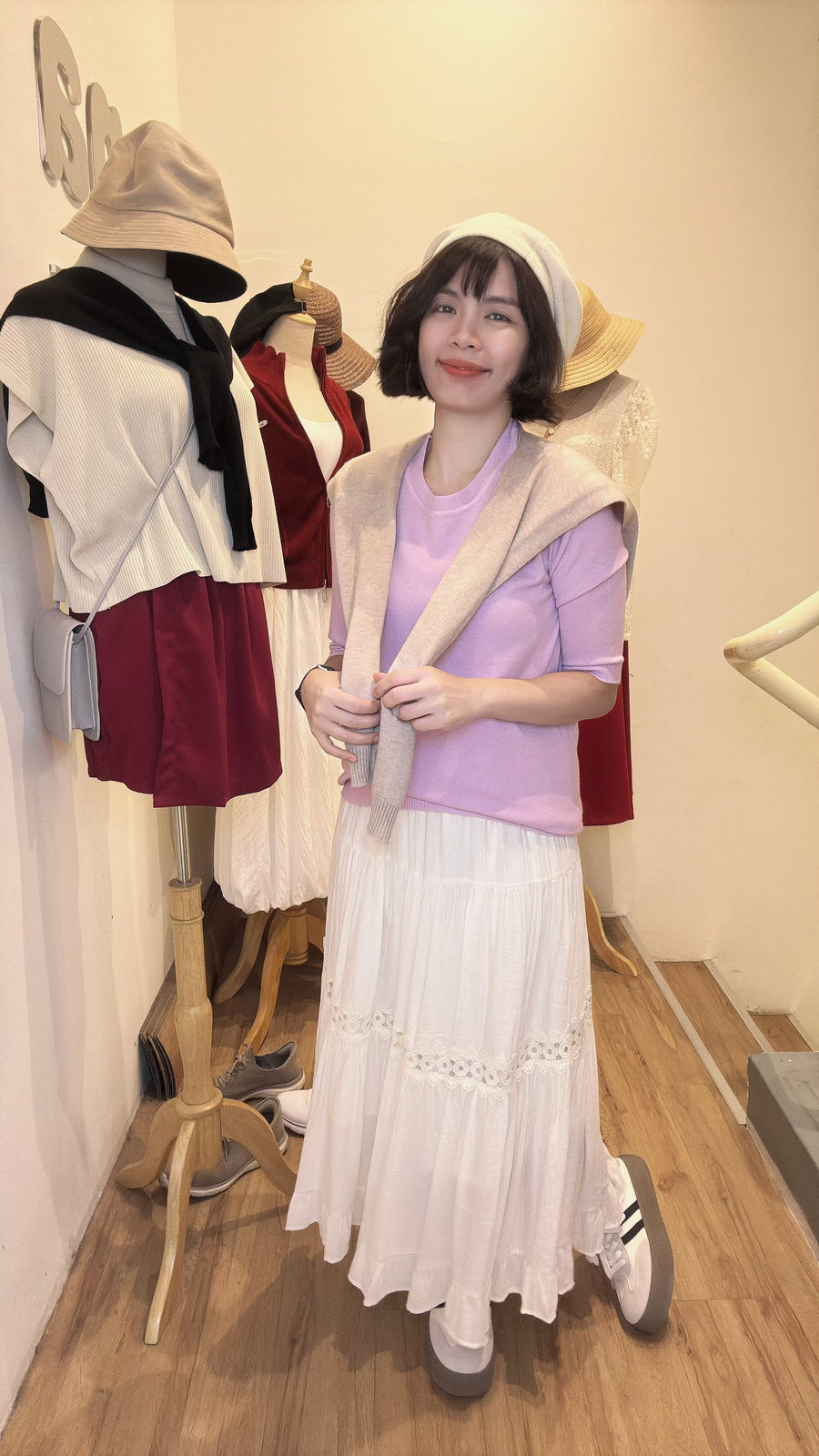 圆领舒服软软针织上衣