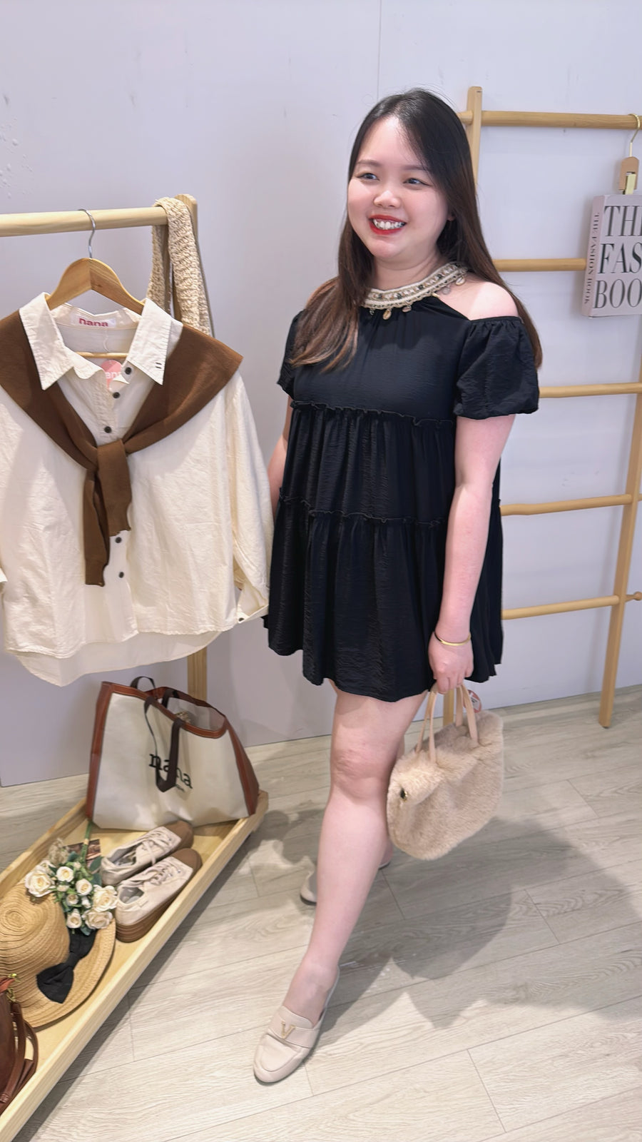 波西米亚风露肩泡泡袖短连身裙