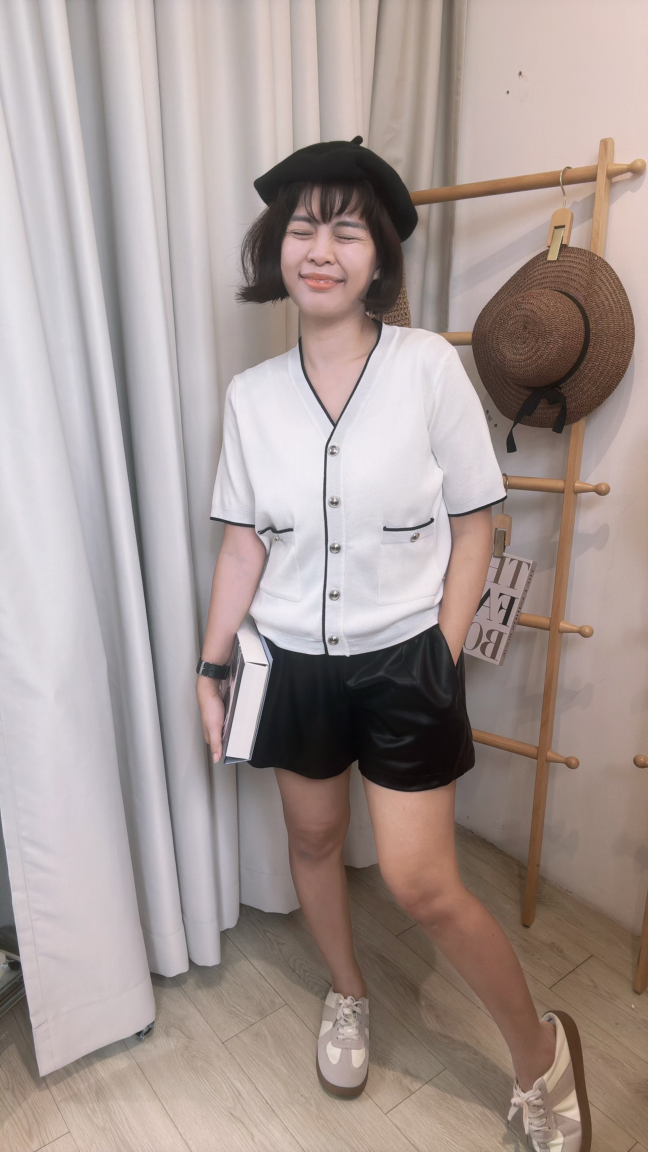 独家滑优质皮革阔腿裤