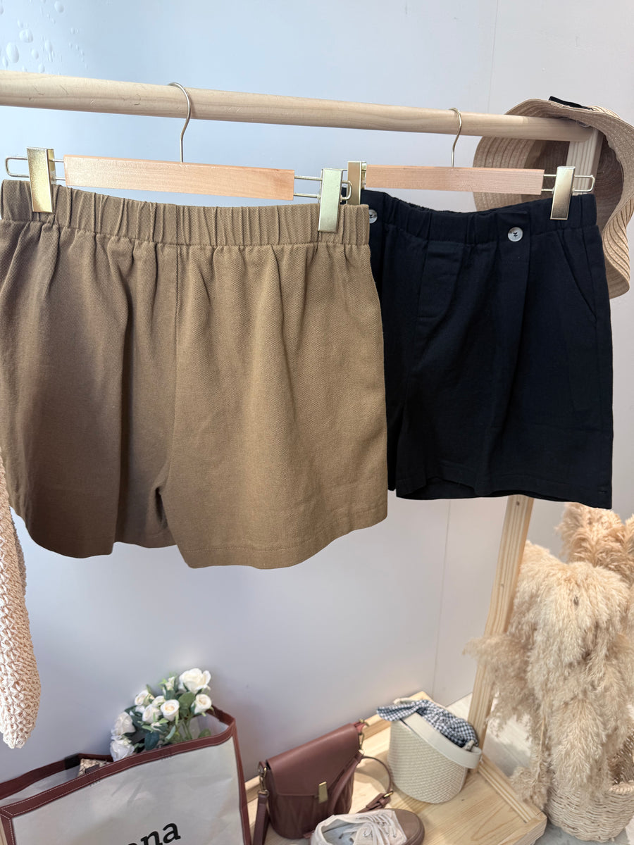 独家毛呢面料松紧腰四分短裤