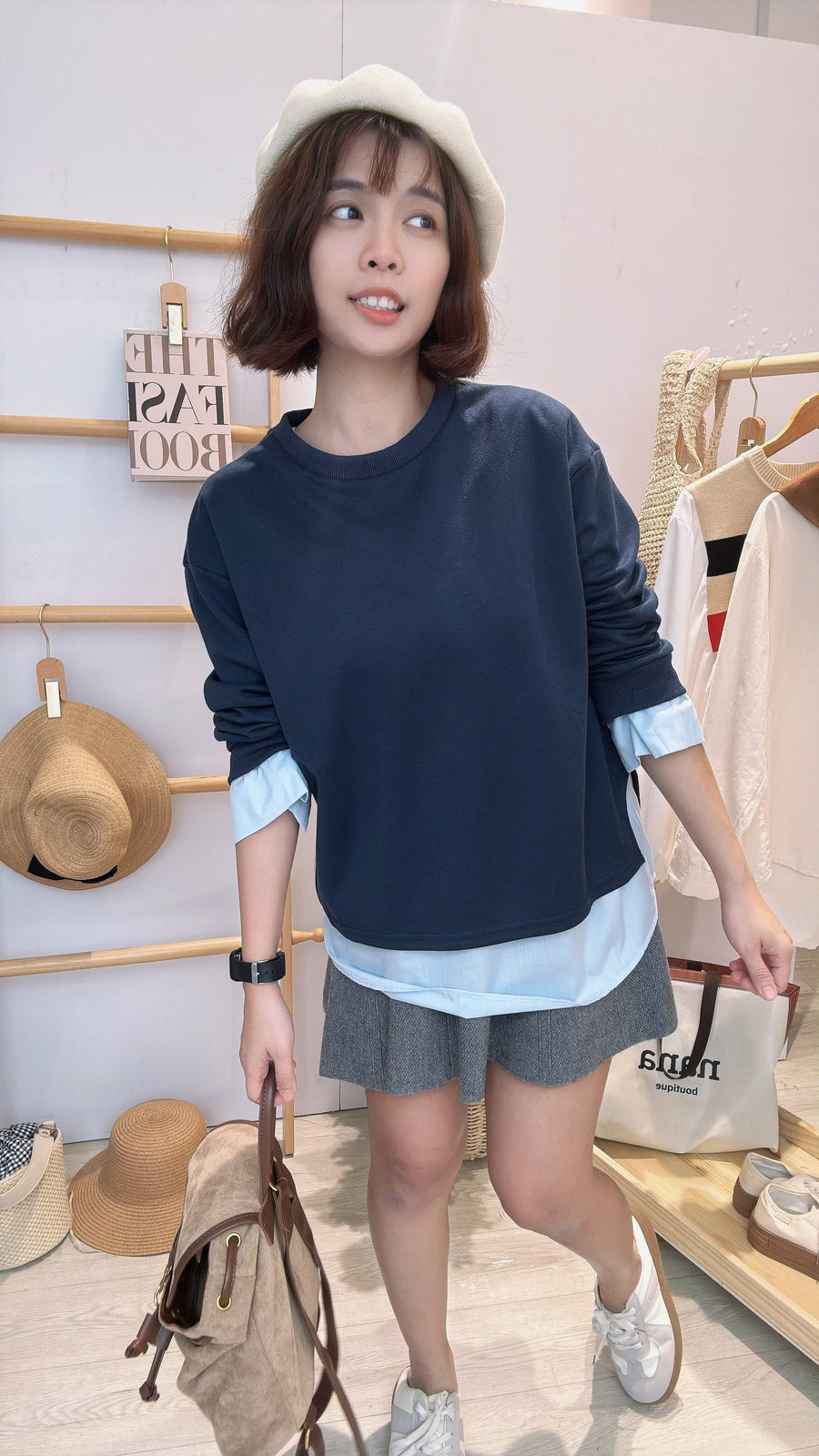 蓝色滑滑好穿卫衣并接下摆衬衫上衣