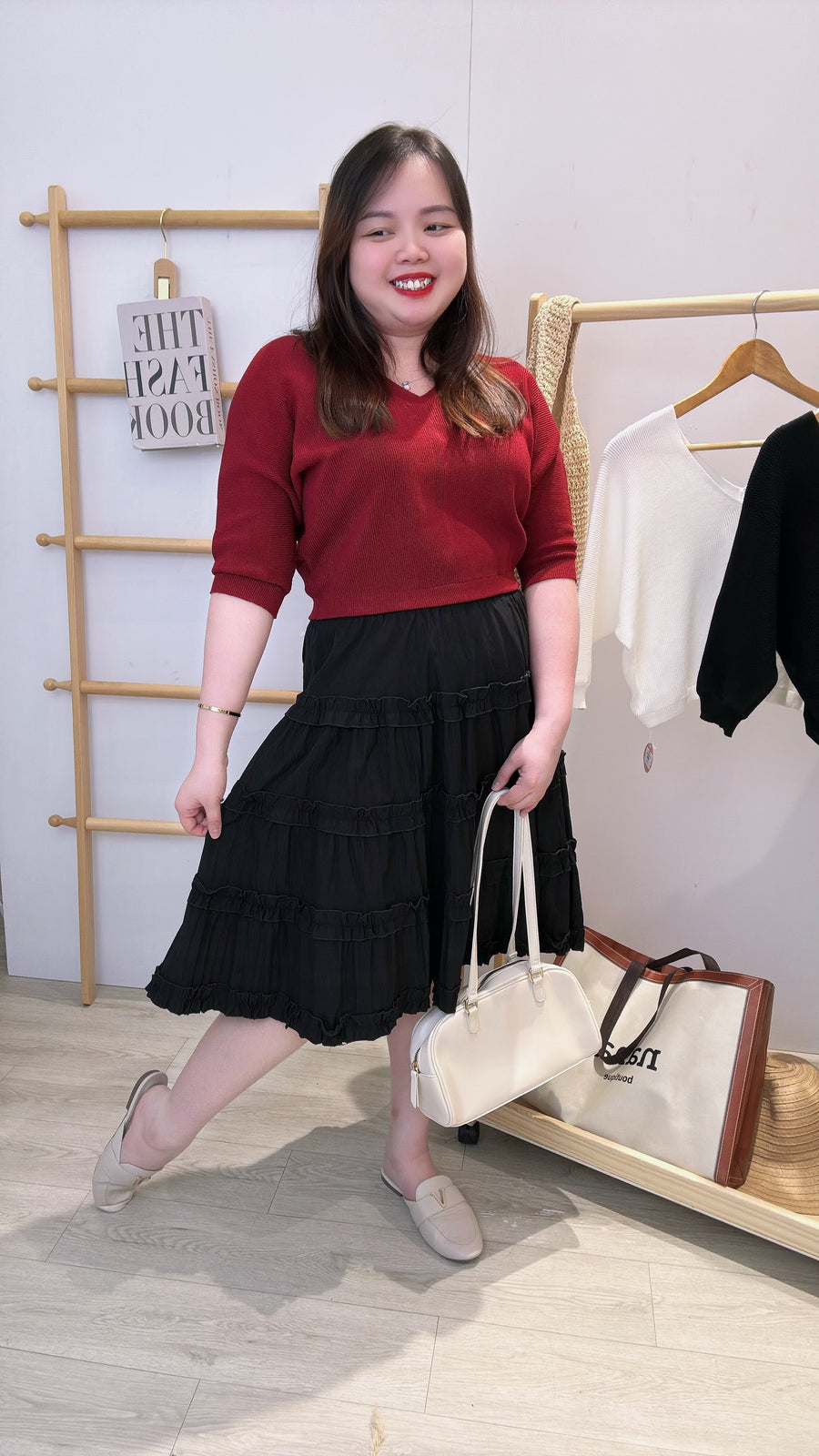 V领高质地软针织上衣