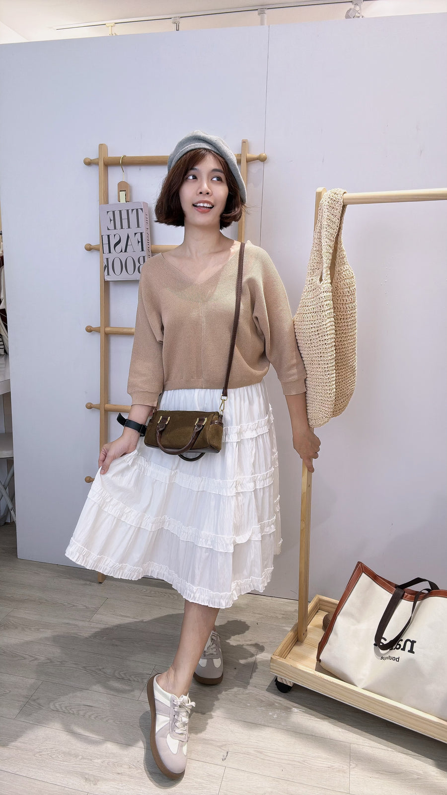 衬衫面料木耳边弹力蛋糕半裙