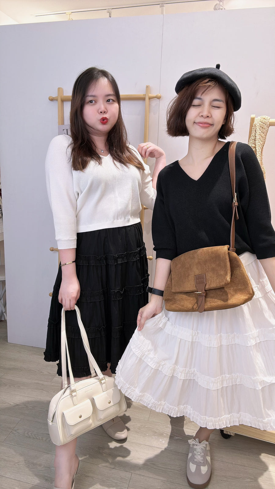 V领高质地软针织上衣